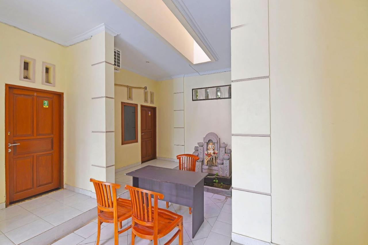 Oyo 91445 Sandat Guest House เดนปาซาร์ ภายนอก รูปภาพ