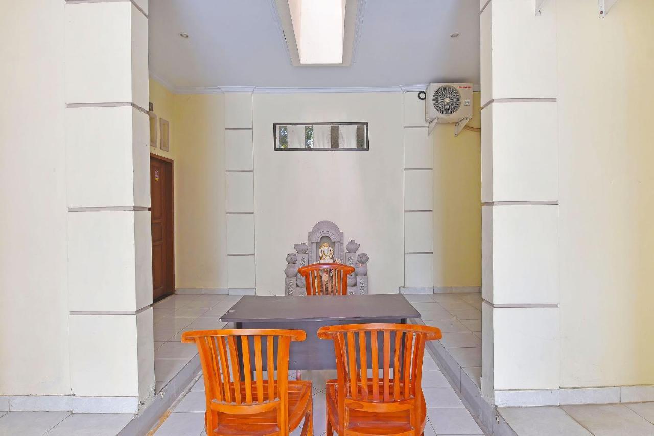 Oyo 91445 Sandat Guest House เดนปาซาร์ ภายนอก รูปภาพ